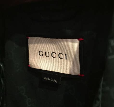 dove comprare etichette gucci|Gucci interior labels.